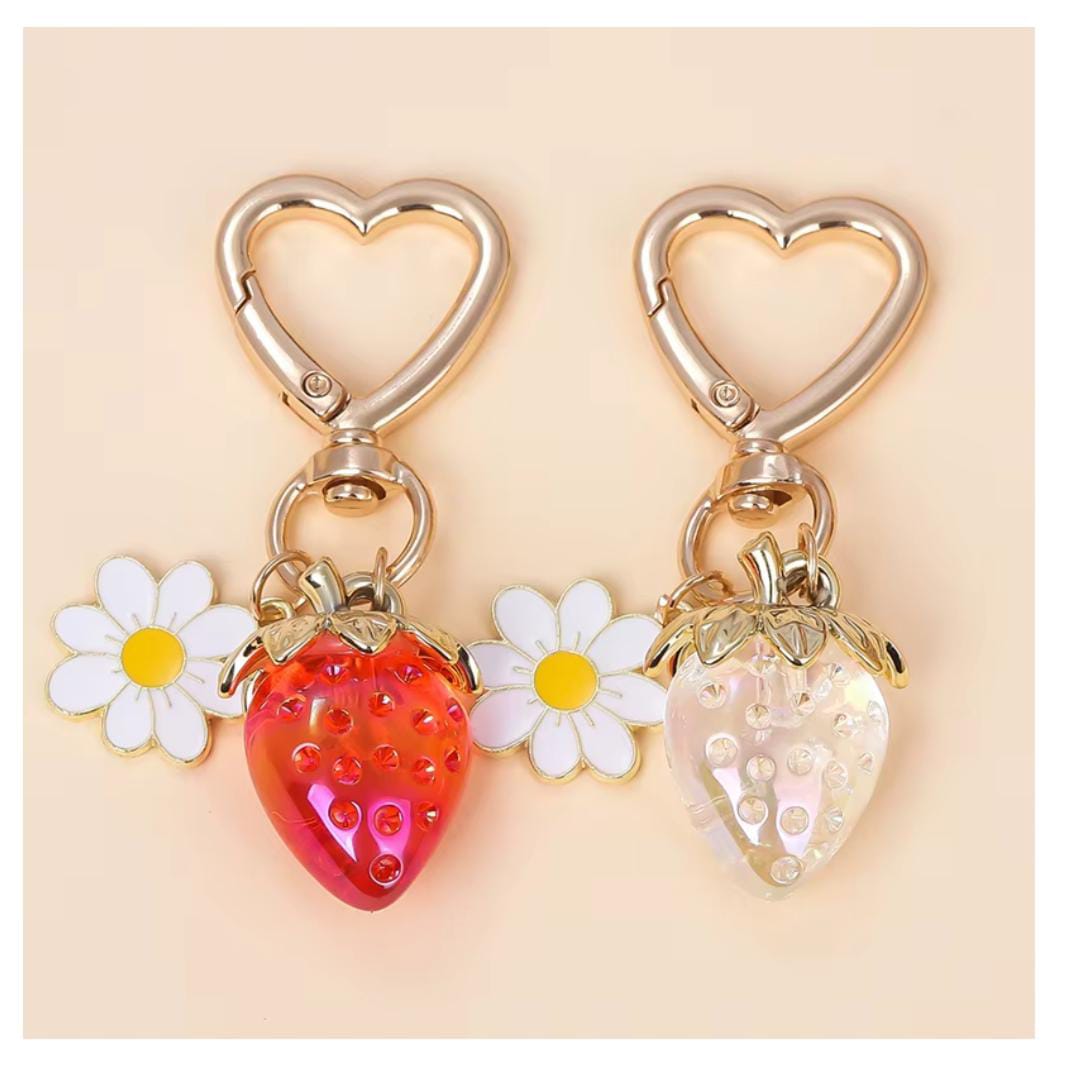 LLAVERO CORAZON C/ FRESITA🍓